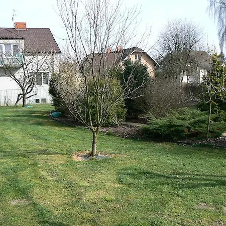 Lägenhet Wama Nowa Wies (Pruszkow)