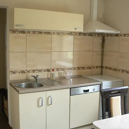 Lägenhet Wama Nowa Wies (Pruszkow)